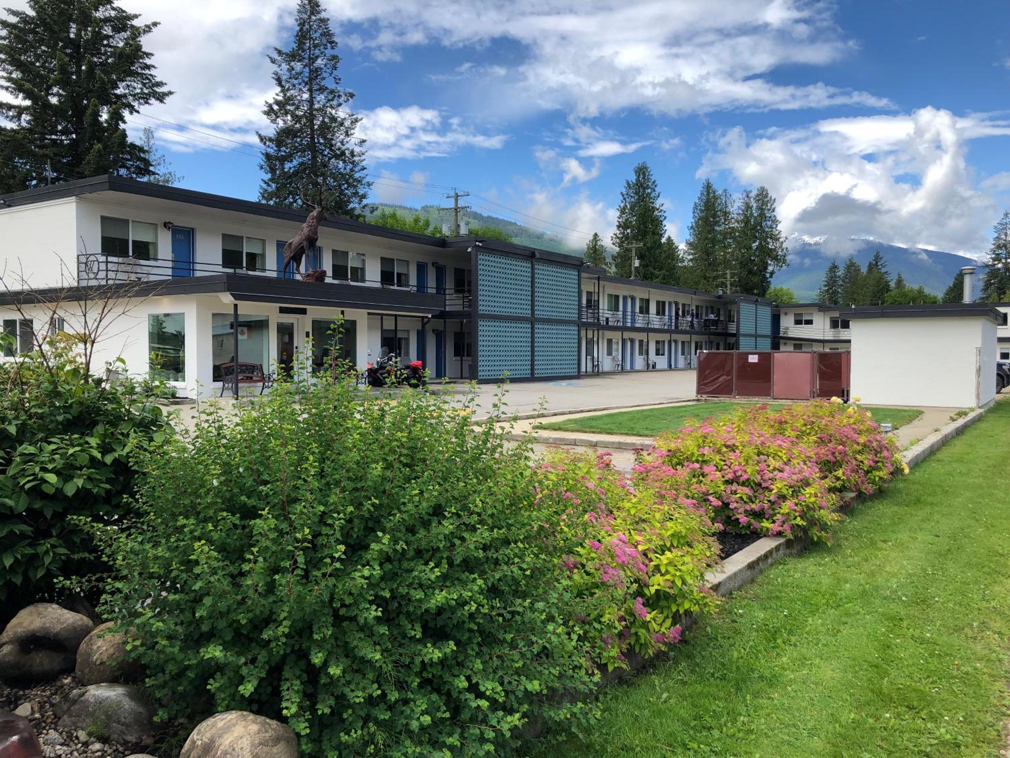 Motel Revelstoke Lodge Revelstoke